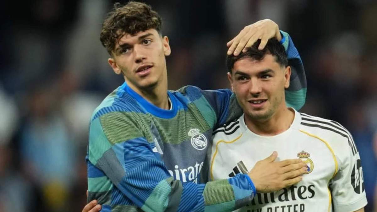 Brahim junto a Thiago tras un partido del Real Madrid
