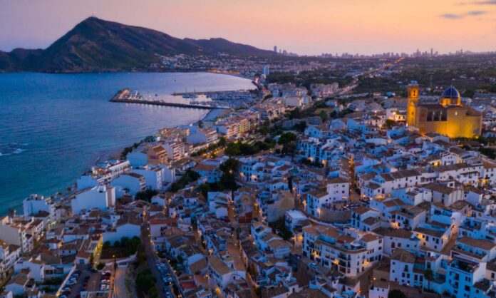 Este pueblo de 24.000 habitantes gana mucha fama en la costa alicantina