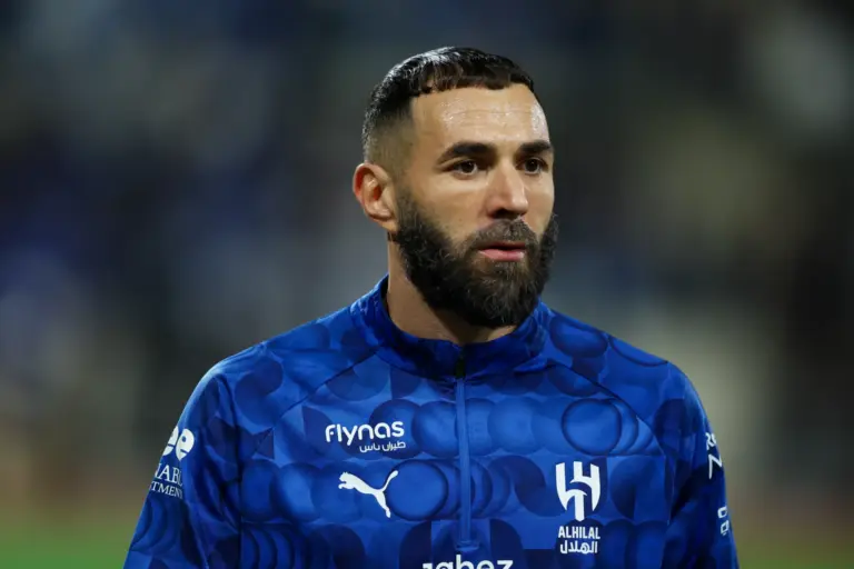  Benzema revela el problema del Real Madrid: «Es muy complicado porque no juegan como equipo»

