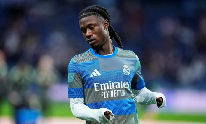 eduardo camavinga realmadrid calentamiento