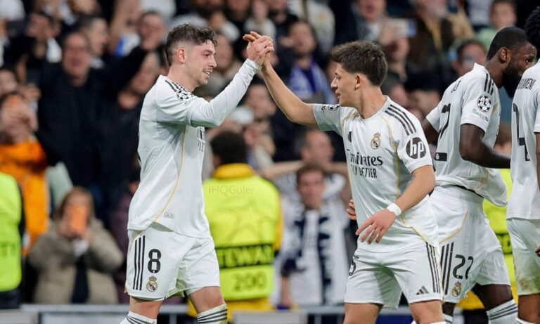 Fede Valverde y Arda Güler celebrando un gol con el Real Madrid.