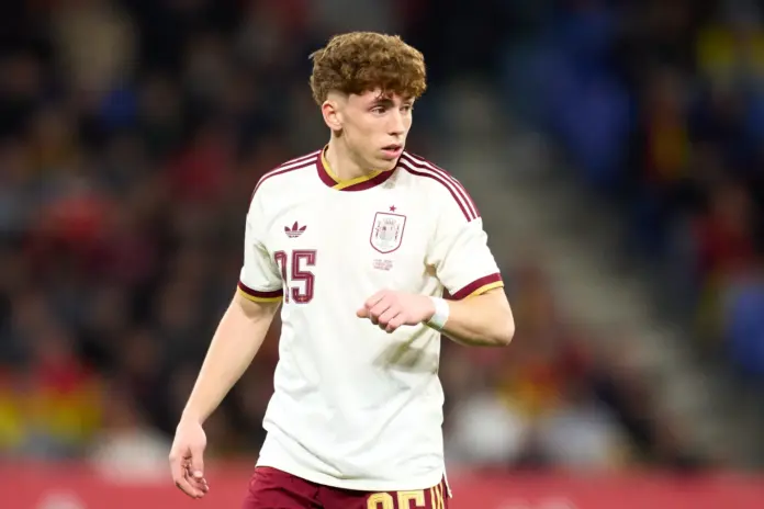  A Víctor Muñoz le salen pretendientes y el Real Madrid no quita el ojo a su posible regreso

