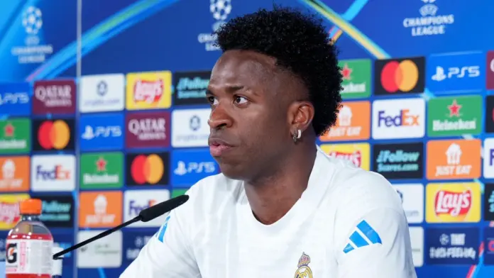  Vinicius, sobre Xabi Alonso: «Fue un momento difícil, no pude conectar con lo que él quería»

