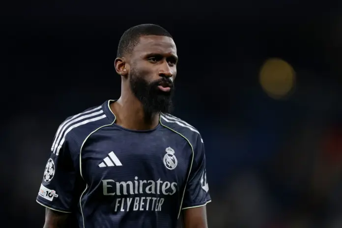  Rüdiger seguirá en el Real Madrid un año más

